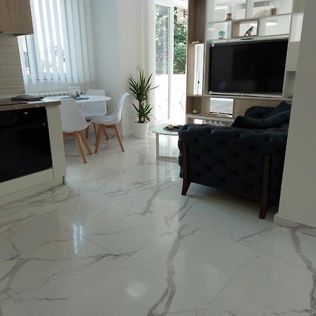 Luxury Apartment Iva Skopje Eksteriør billede