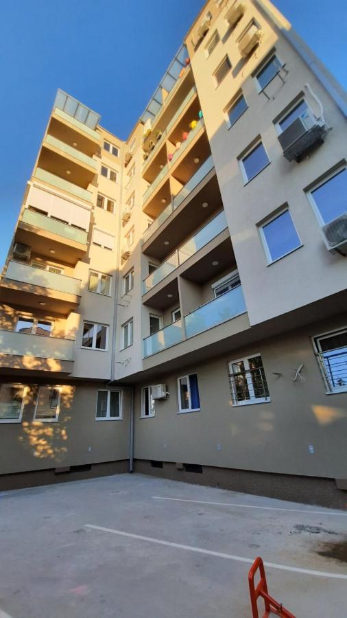 Luxury Apartment Iva Skopje Eksteriør billede