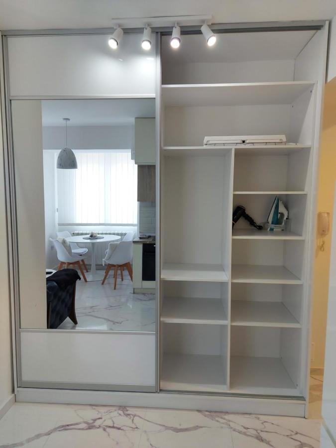 Luxury Apartment Iva Skopje Eksteriør billede