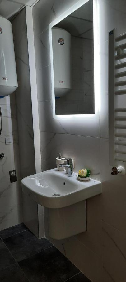 Luxury Apartment Iva Skopje Eksteriør billede